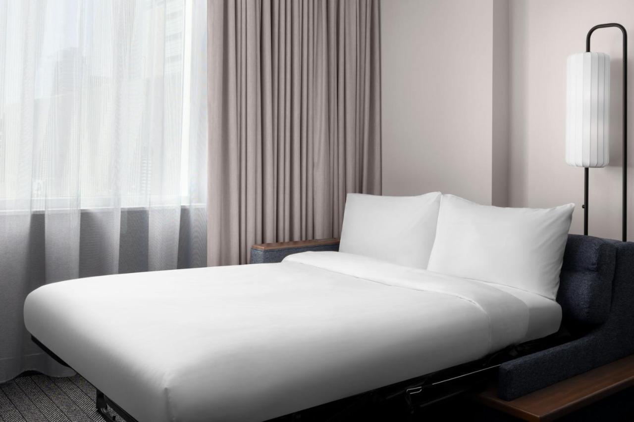 فندق Courtyard By Marriott Calgary Downtown المظهر الخارجي الصورة